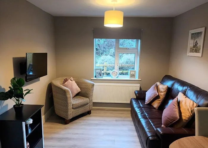 3-bed House In Killarney - Sleeps 6 *