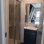 3-bed House In - Sleeps 6 בית נופש קיל איירן